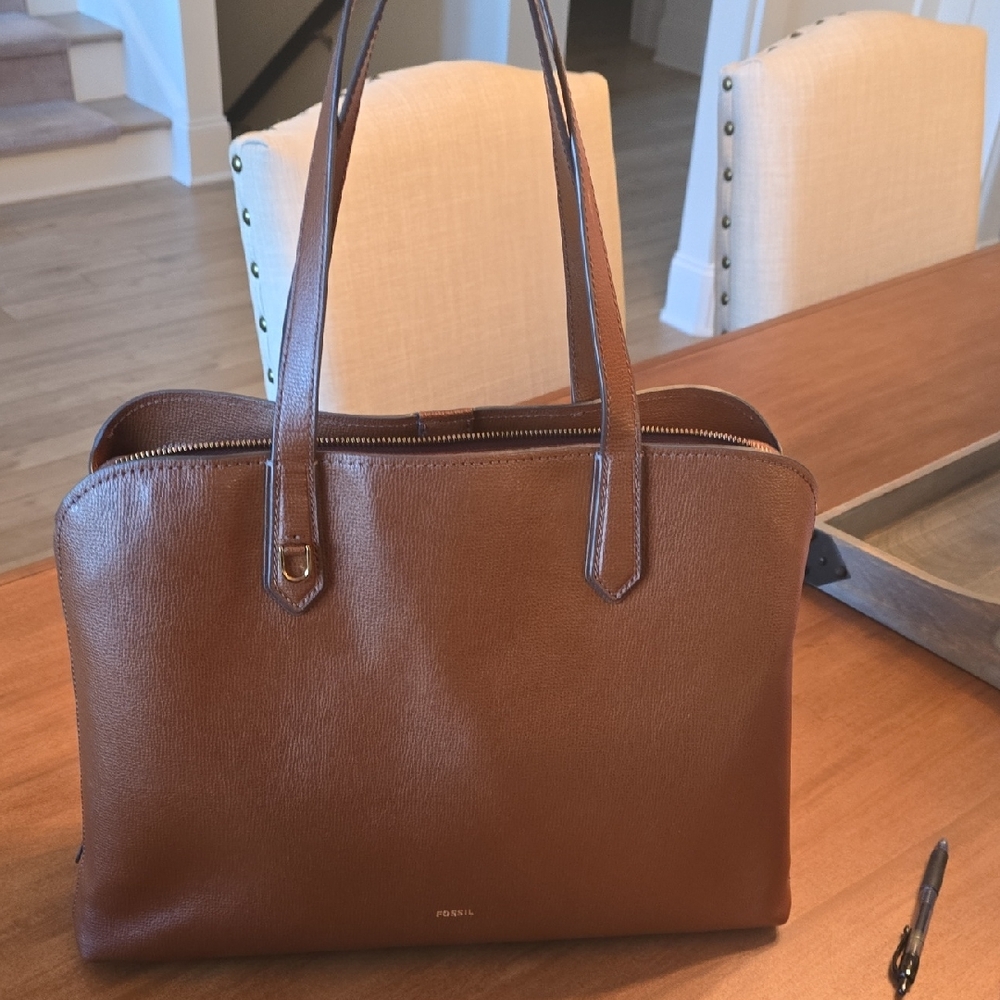 Fossil Tan Leather Tote Bag